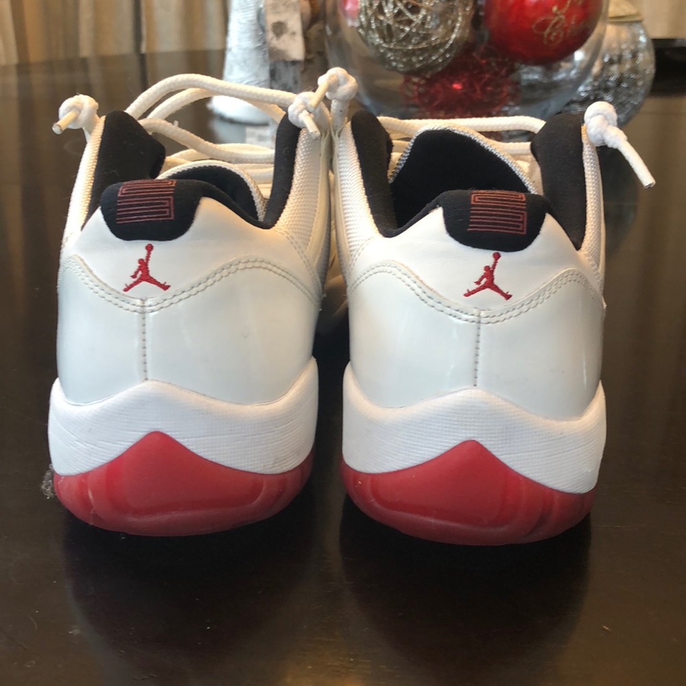 Air Jordan shoes